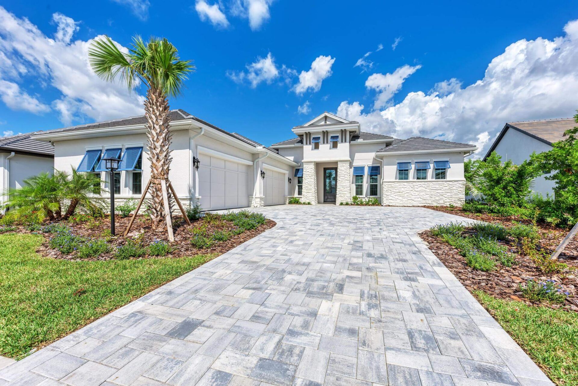 Experience the Mainstay II One Story Model home in Lakewood Ranch, FL.