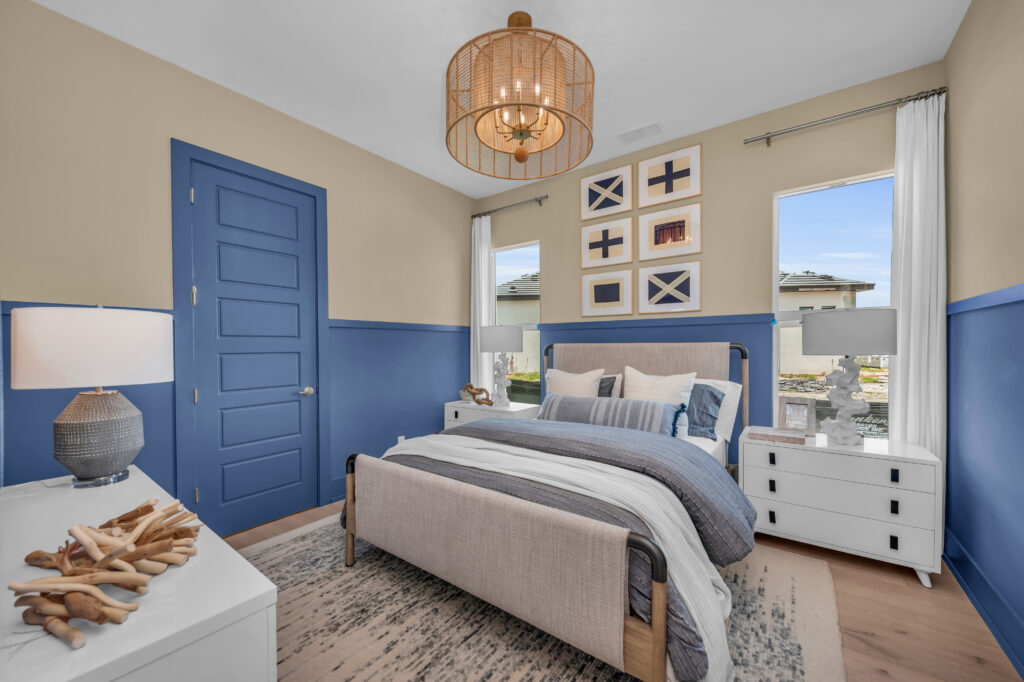 Deep blues exude a balance of elegance and serenity, and that’s felt in the Mainstay II’s third suite. Incorporating Distance on the door and trim adds a feel of floating on water, similar in appearance to several shades in Sherwin-Williams’ 2024 Blues & Greens palette.